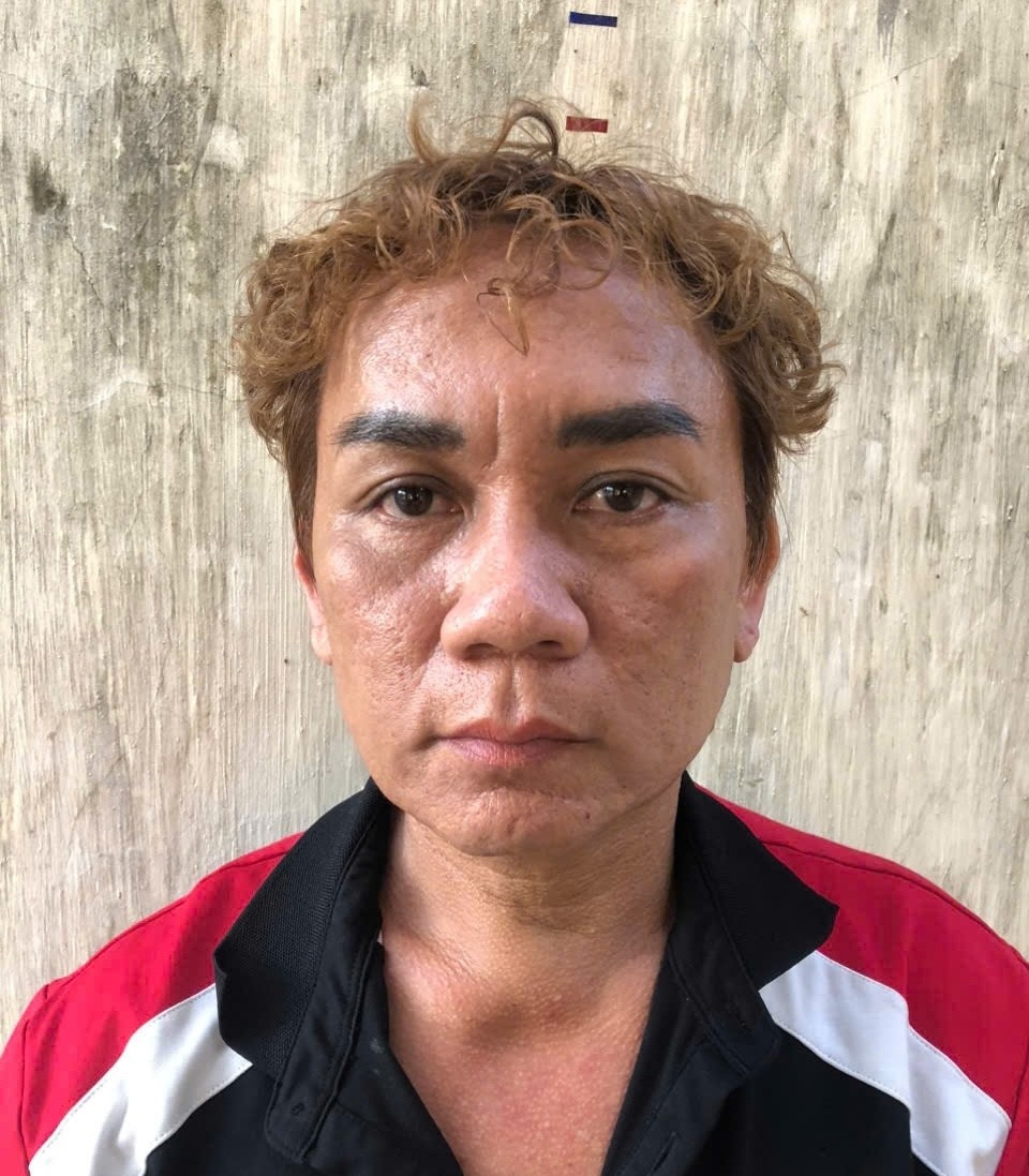 Khoi to doi tuong,  Lai oto Lexus,  Tong tu vong em anh 1