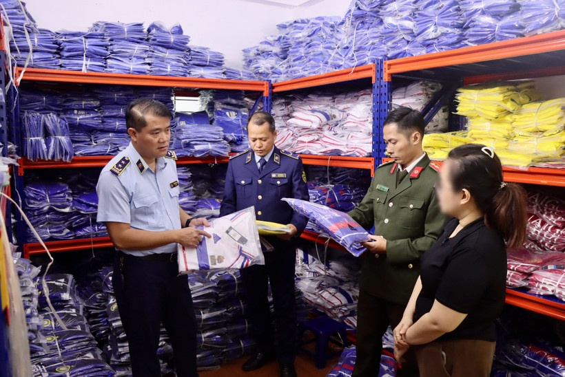 gia mao nhan hieu anh 1