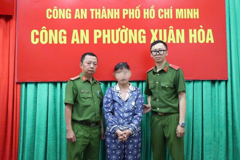 Nguoi giup viec,  Trom vang,  Chu nha anh 1