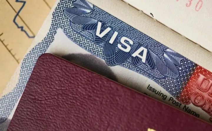 Mỹ tạm dừng phỏng vấn visa trên toàn cầu