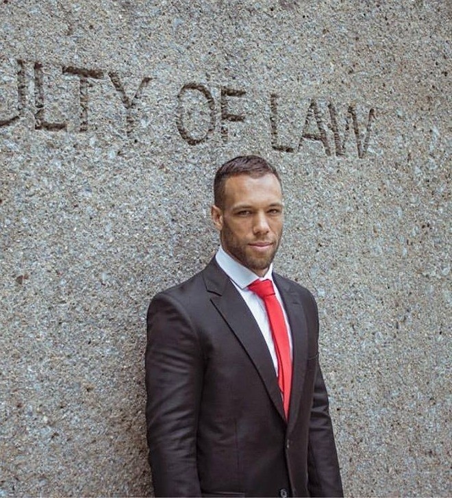 Barack Obama,  Balarama Holness,  Quebec,  Montreal,  phan biet chung toc,  Black Lives Matter,  bong bau duc,  quy goi,  Colin Kaepernick anh 7