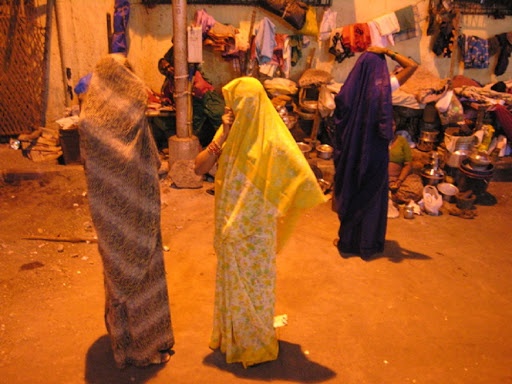 gai mai dam an do kiem tien theo cach moi do dich anh 2