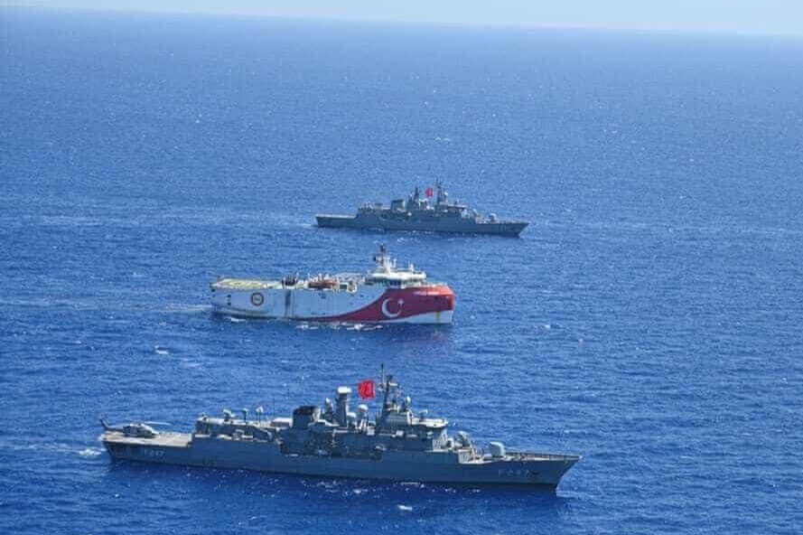 Nguy co xung dot tu con sot khi dot Dia Trung Hai hinh anh