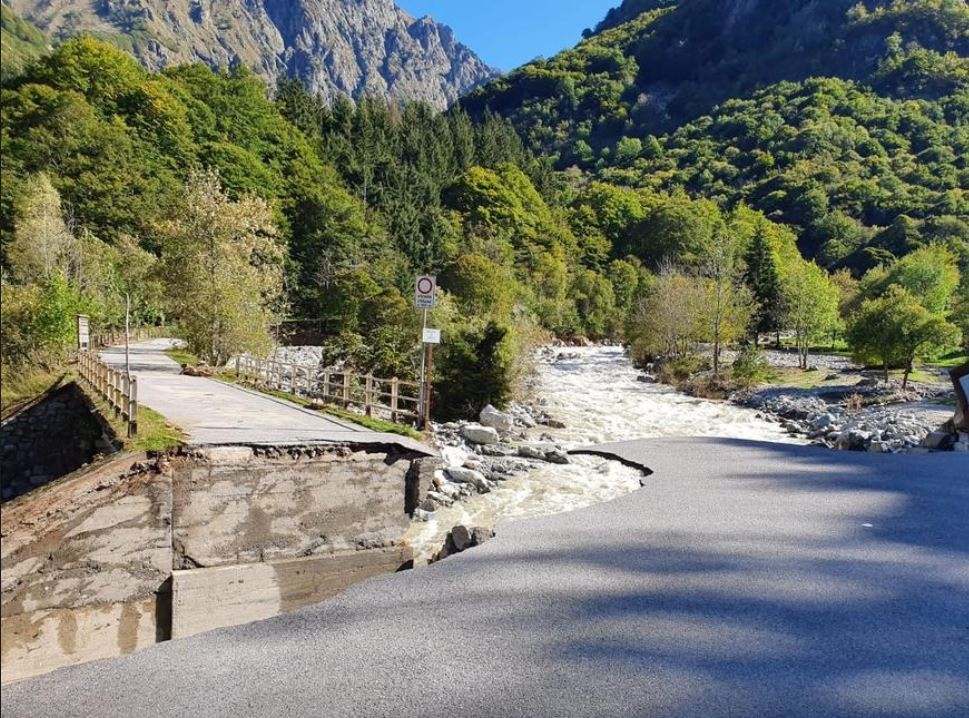 mua bao gay thiet hai nang o Italy va Phap anh 4