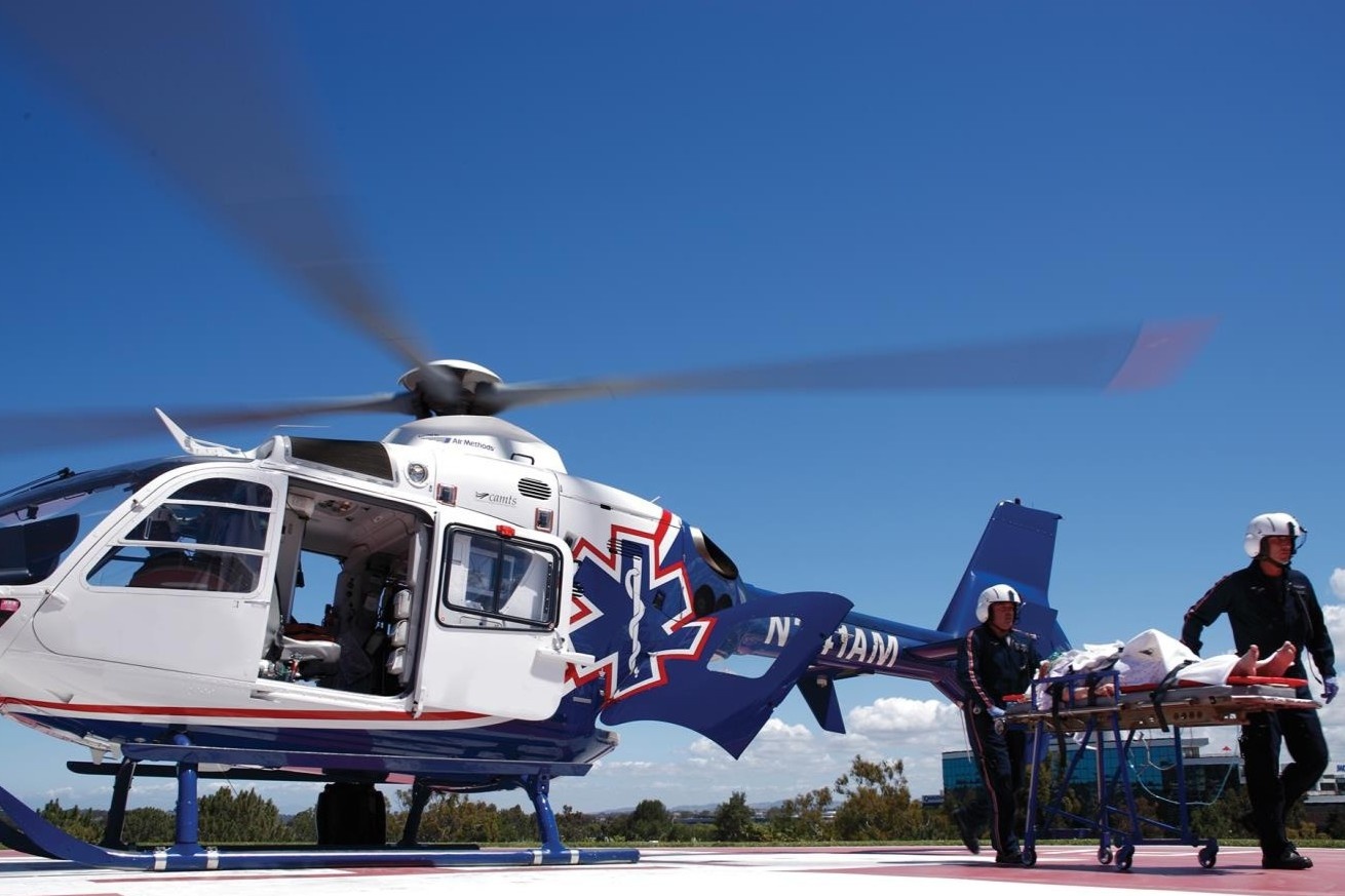 Benh nhan Covid-19 nhan hoa don 52.112 USD phi cap cuu bang truc thang hinh anh