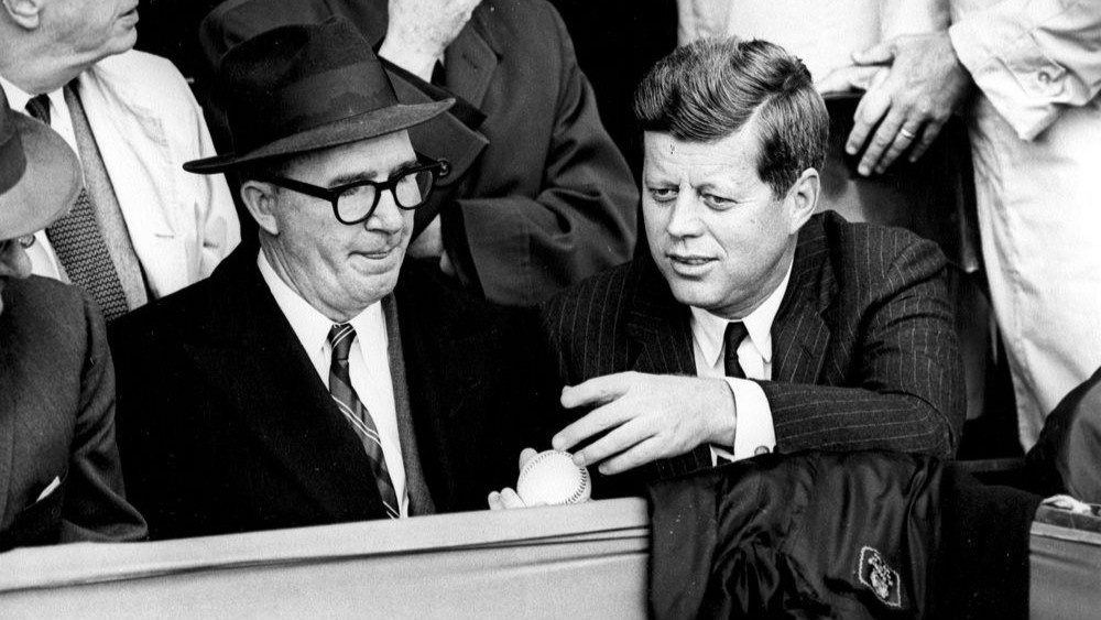 Pelosi tuyet giao voi Trump anh 2