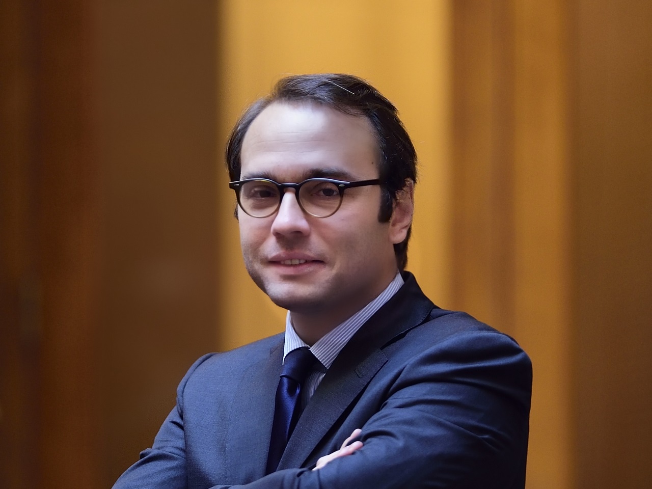 thi truong o Phap bi doa chat dau anh 1