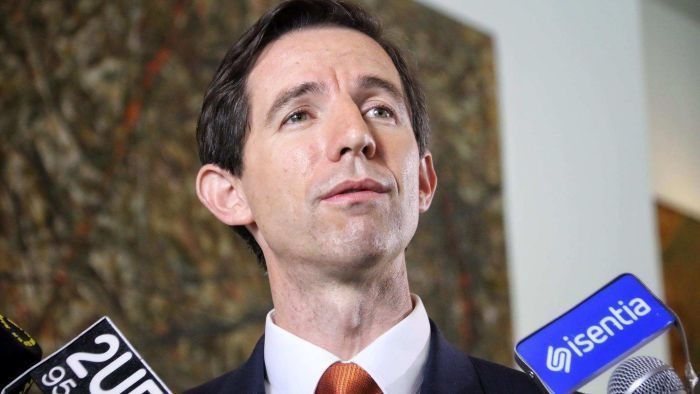 tom hum Australia ket o Trung Quoc anh 1