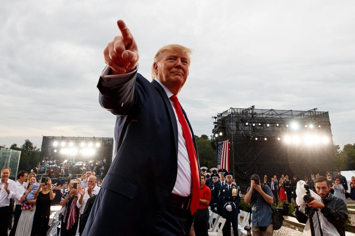 Ty phu Trump thay doi bo mat chinh tri My nhu the nao? hinh anh