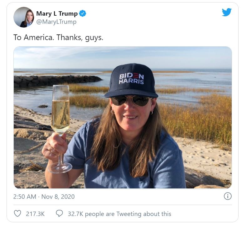 chau gai Trump chuc mung Biden anh 1