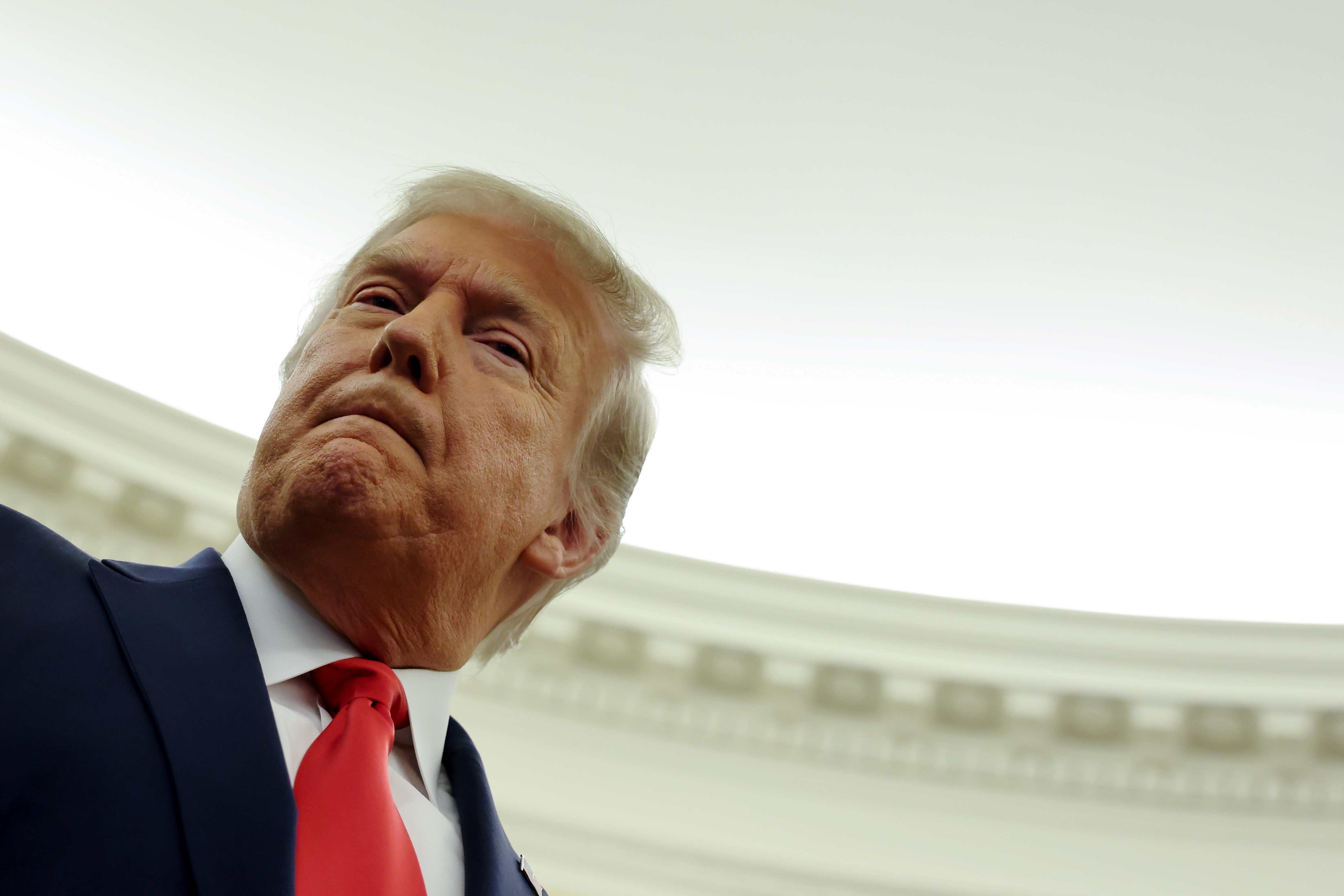 Tong thong Trump da thua bao nhieu vu kien ket qua bau cu? hinh anh