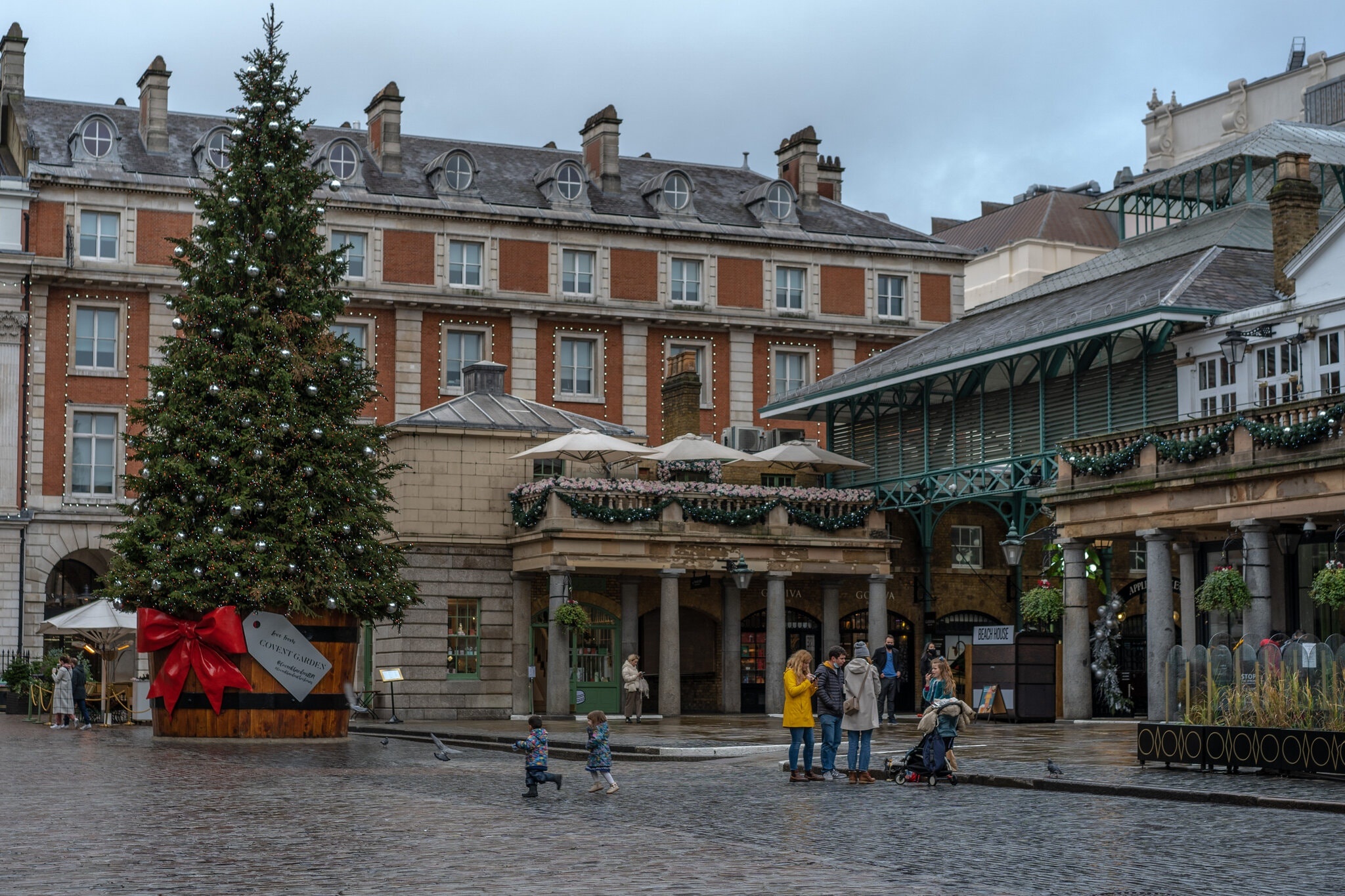 Anh trai qua Brexit som vi phong toa do Covid-19 anh 4