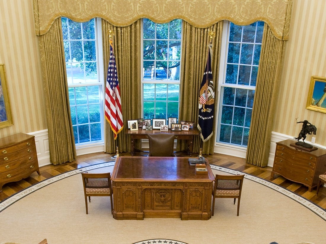 nhan vien Nha Trang roi di anh 1