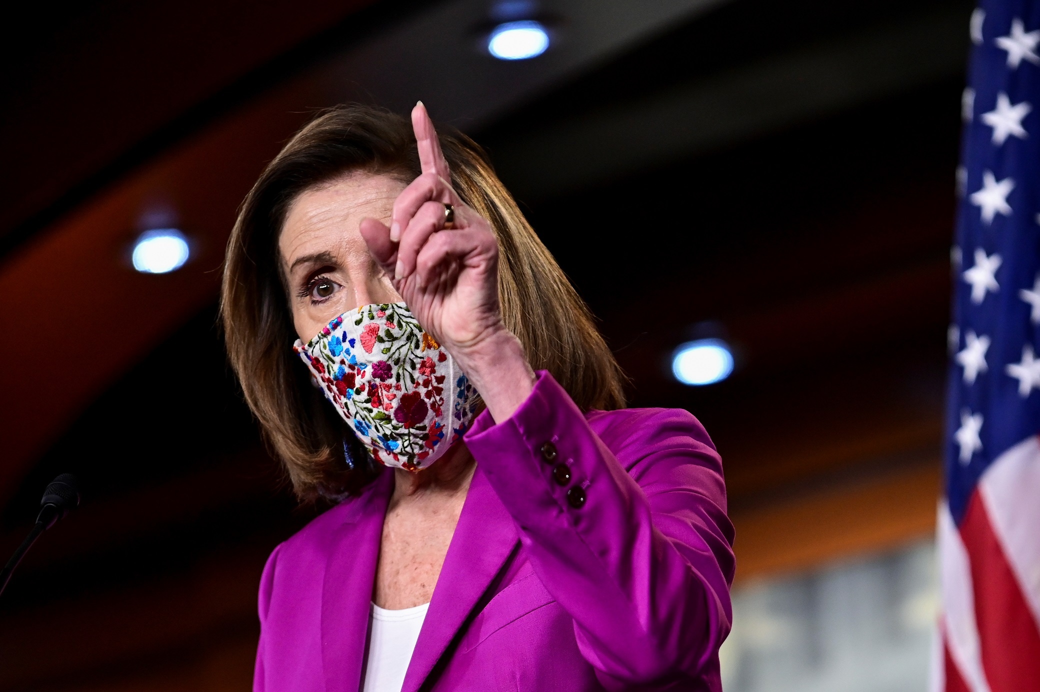 nghi quyet luan toi ong Trump anh 1