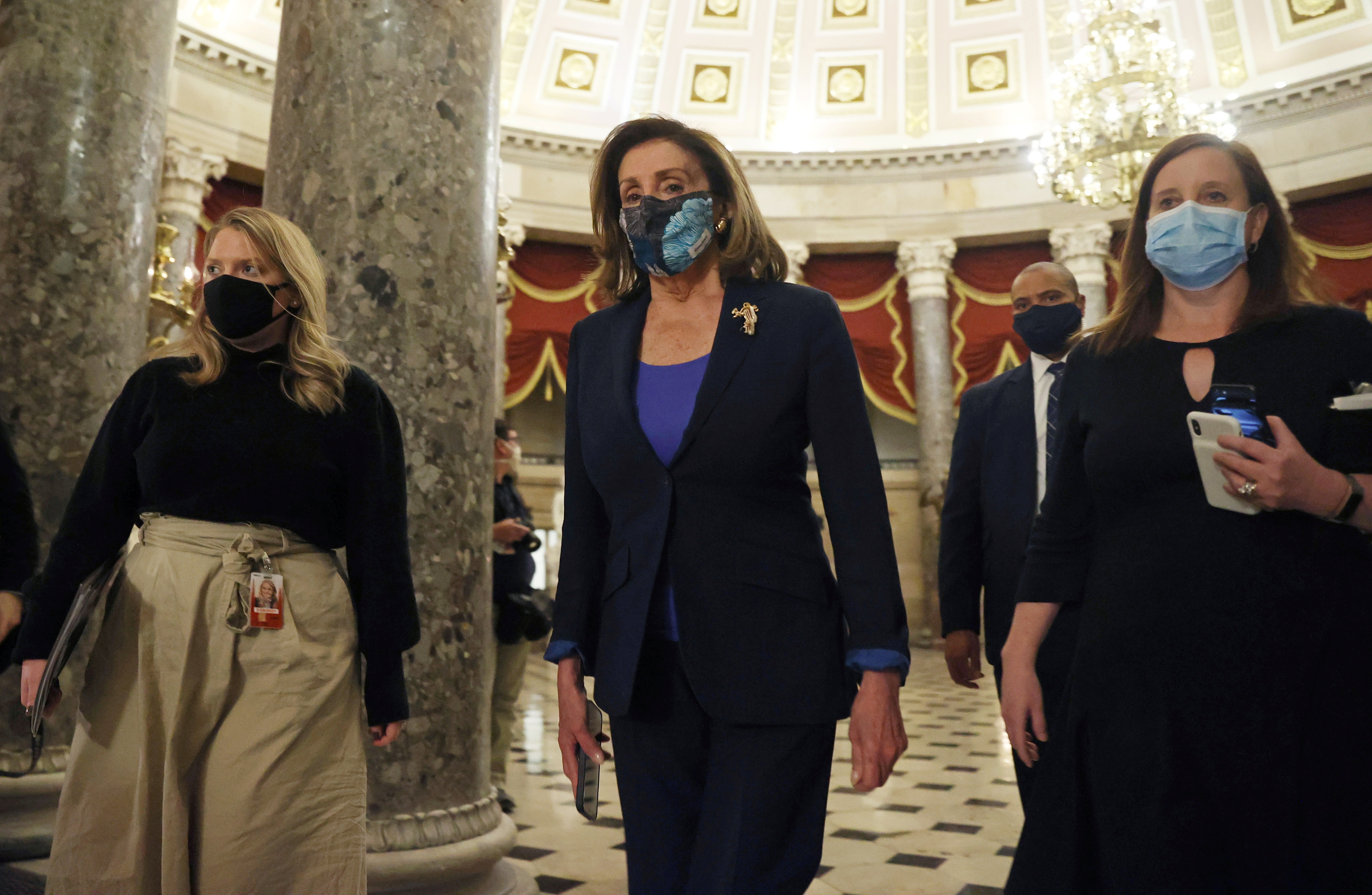 Ha vien My thong qua nghi quyet keu goi phe truat ong Trump hinh anh