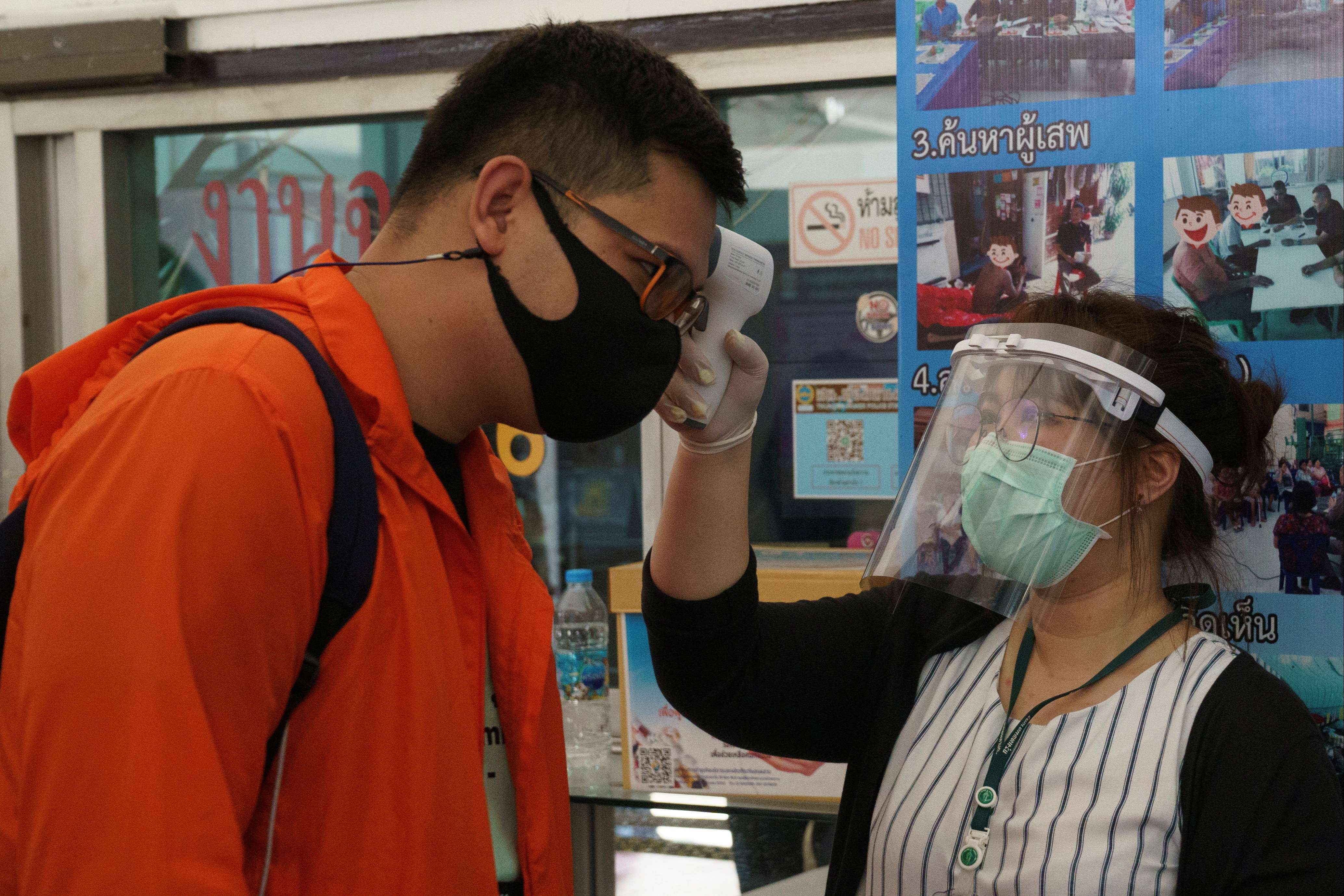 12.000 lao dong hoi huong tu Thai, Campuchia co nhieu ca mac Covid-19 hinh anh