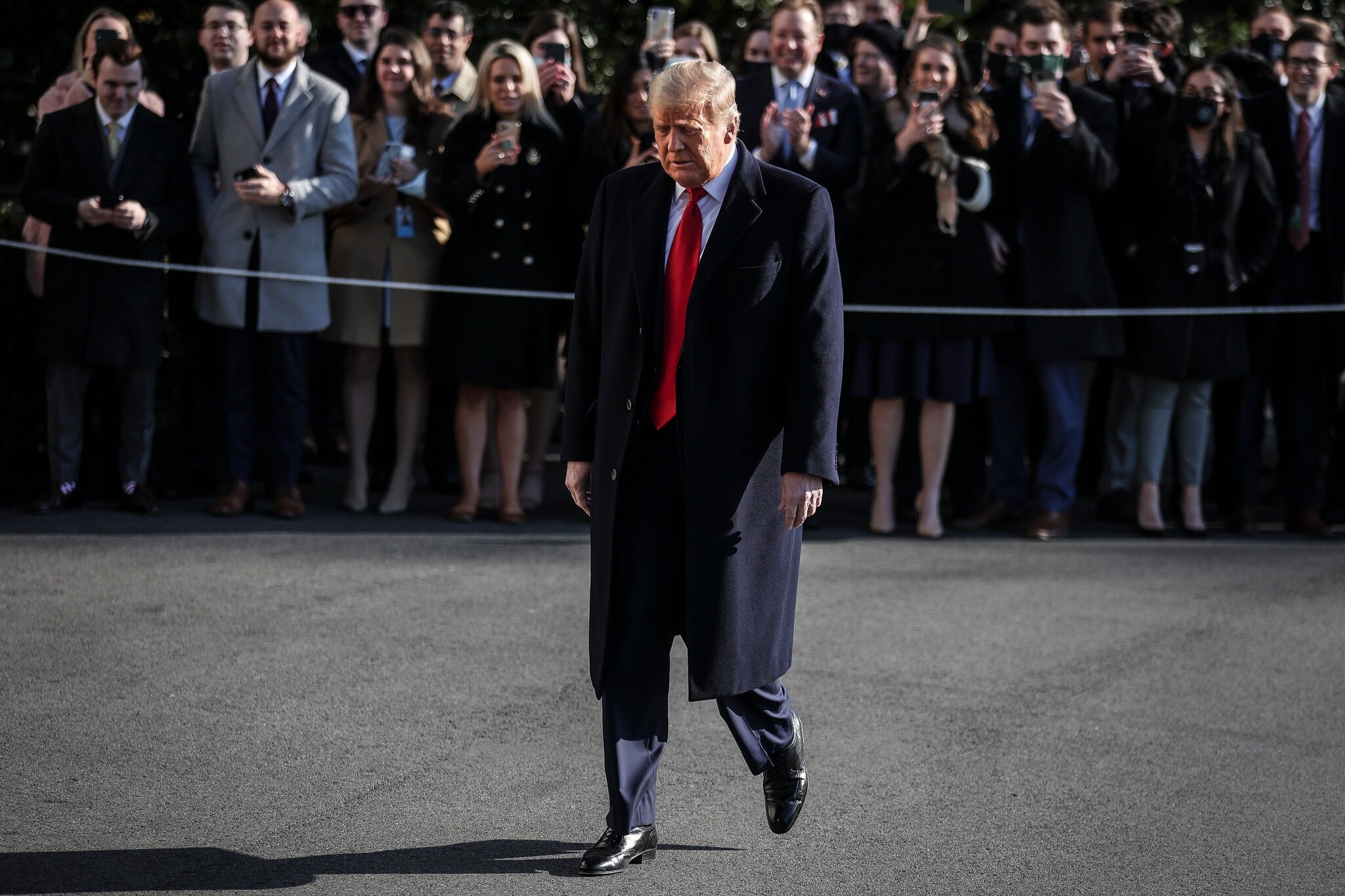 dang Dan chu quyet luan toi Trump anh 6