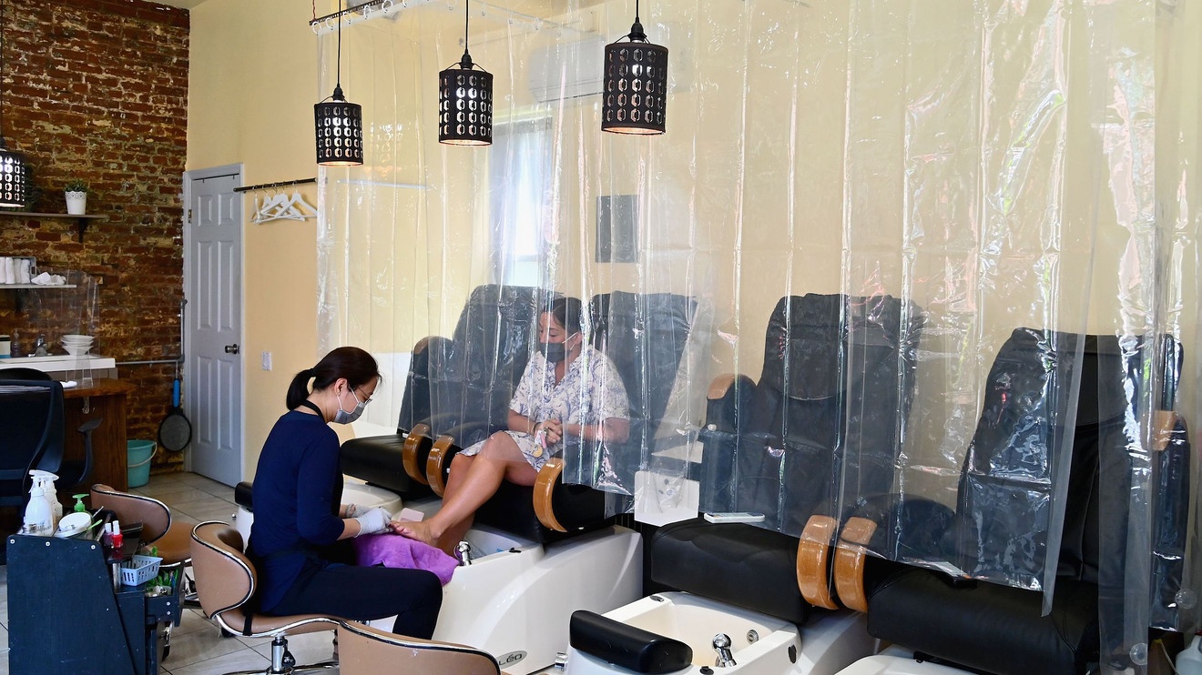 bat ba chu tiem nail pham trong toi anh 3