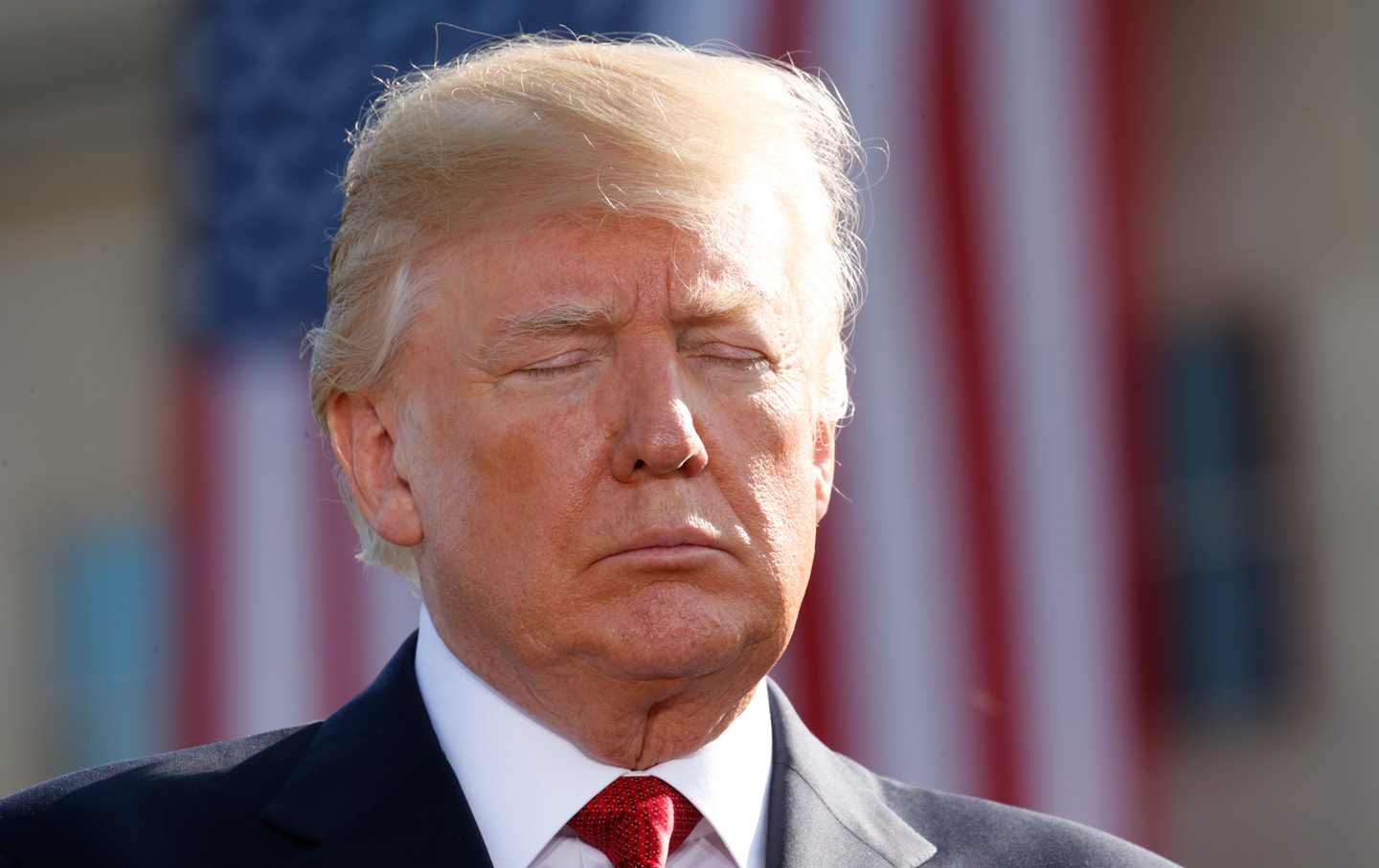 Trump het han phan hoi cao buoc anh 1