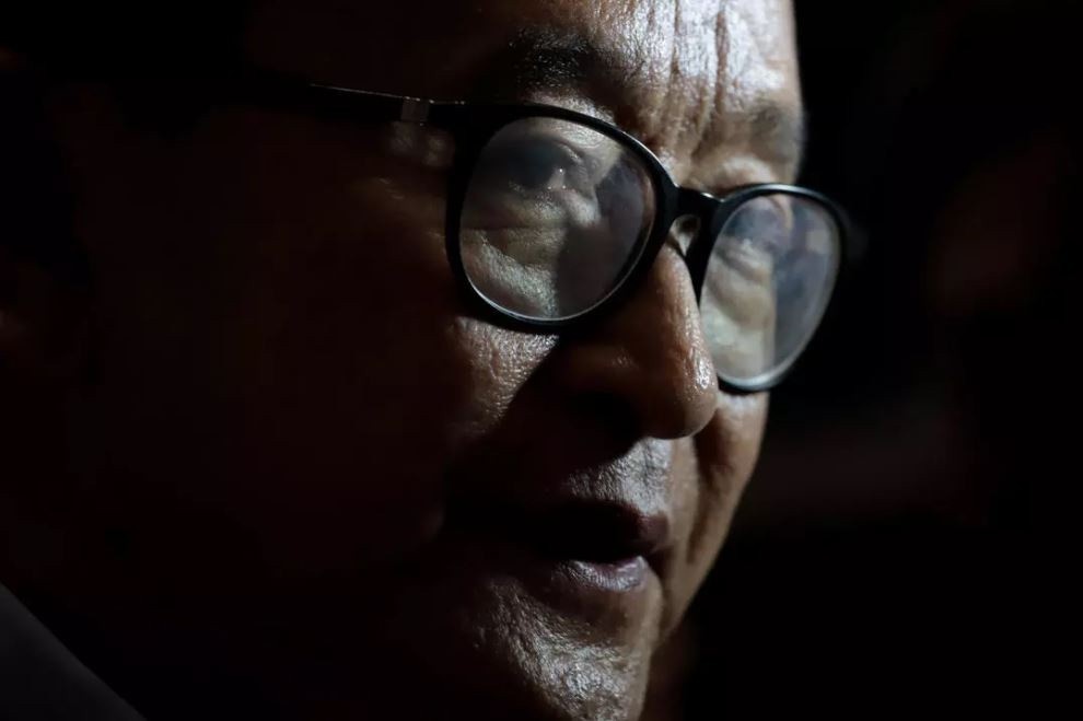 Cuu lanh dao doi lap Campuchia Sam Rainsy bi ket an 25 nam tu hinh anh