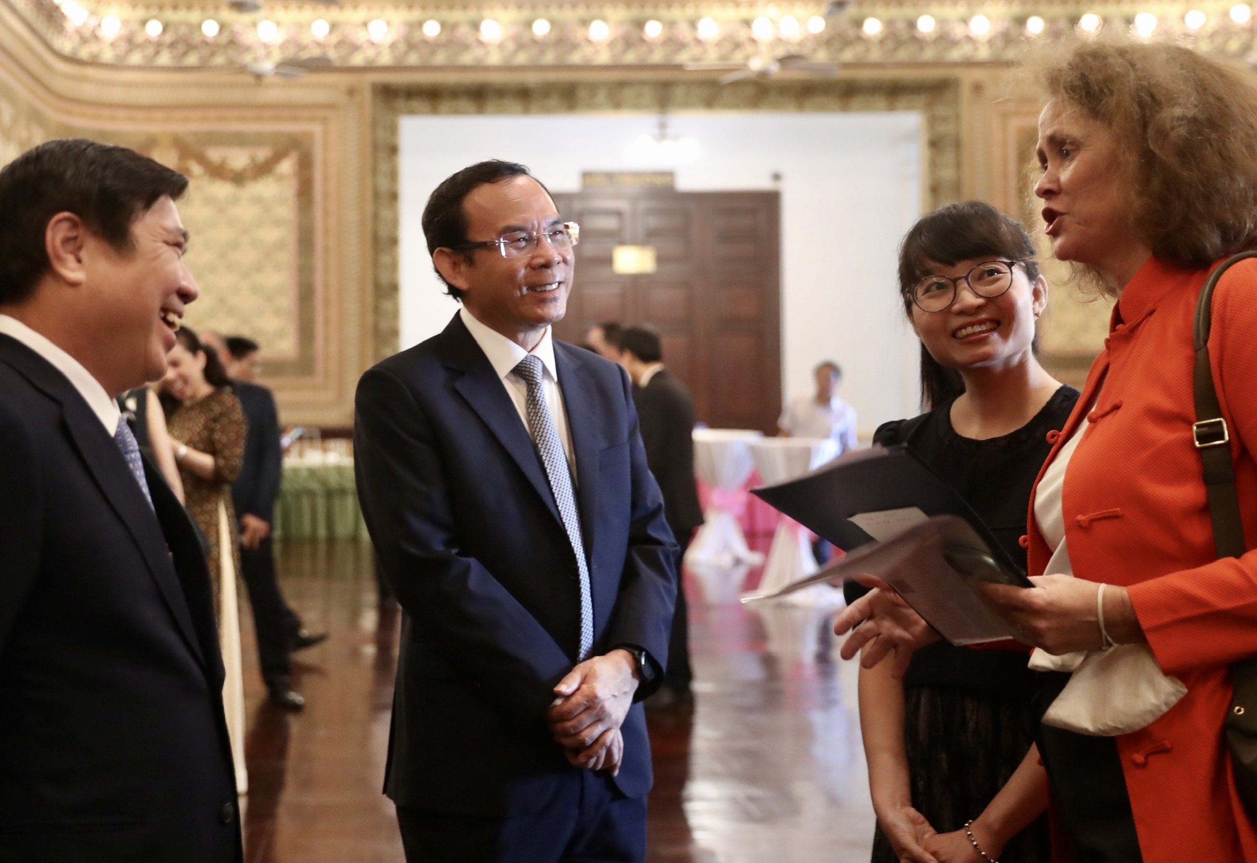 TP.HCM tiep doan ngoai giao anh 1