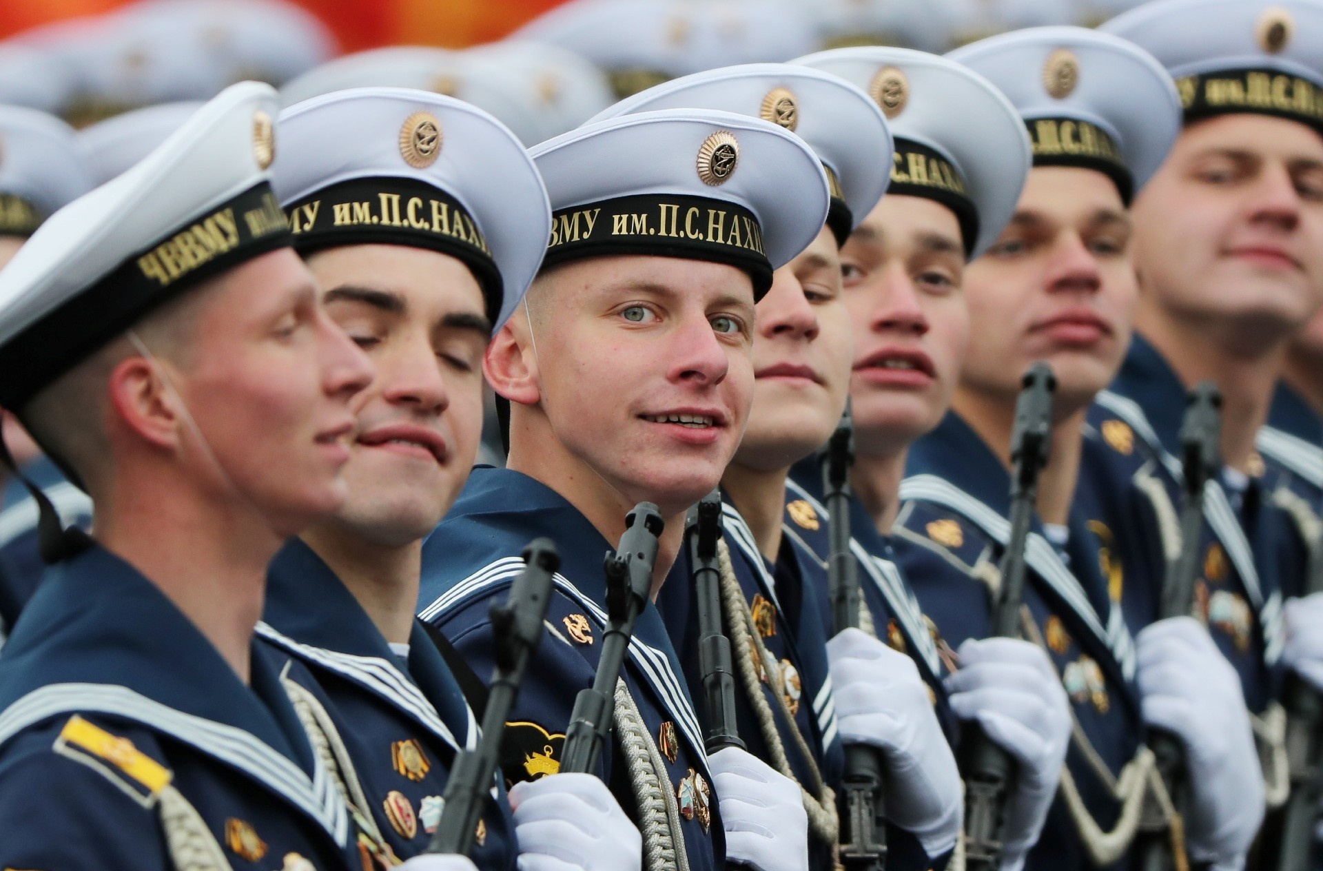 Nga duyet binh anh 12