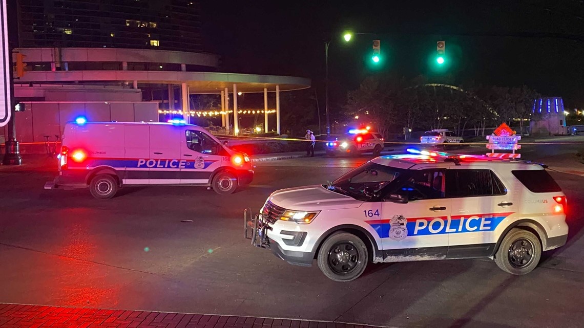 Xa sung tai quan bar o My lam 3 nguoi chet hinh anh