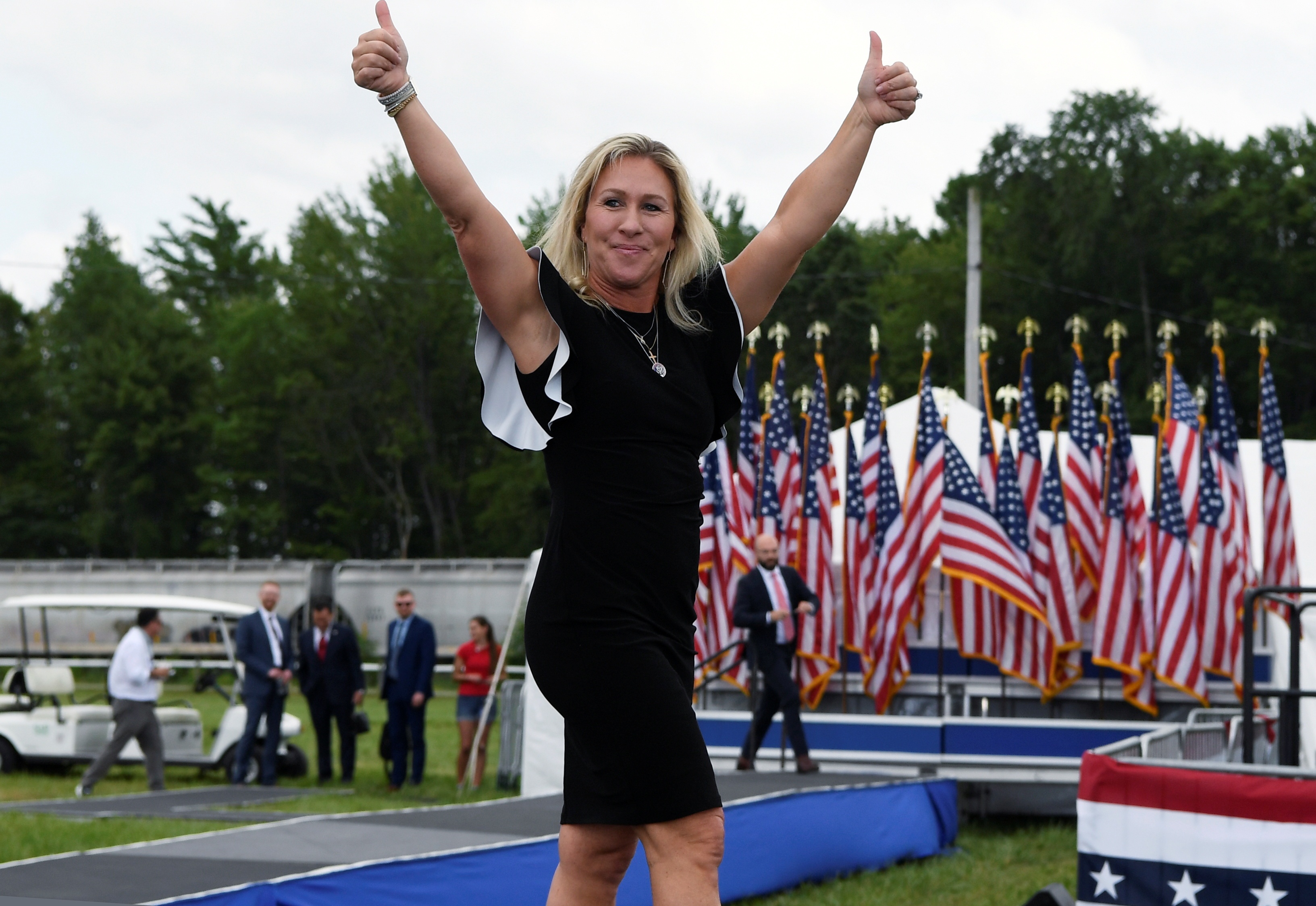 Trump mit tinh anh 7