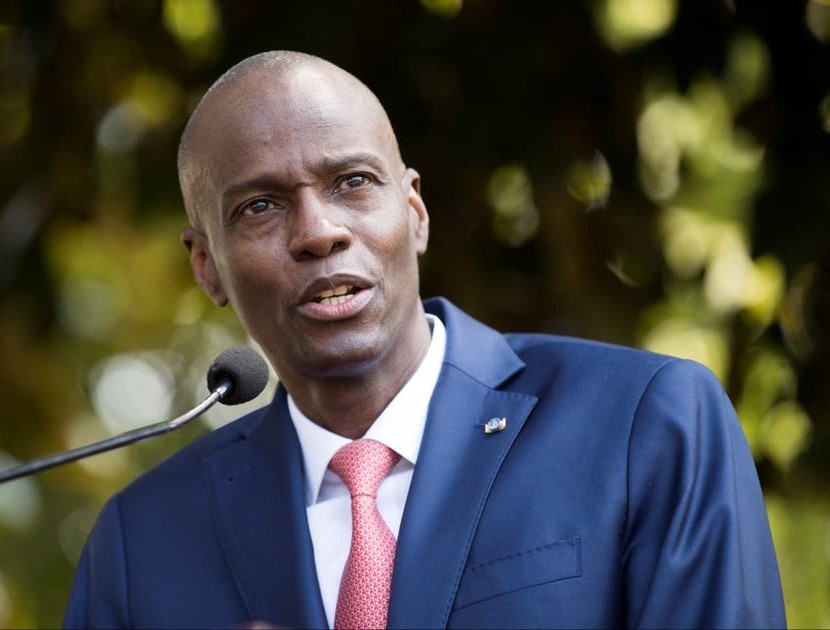 Tong thong Haiti bi ban it nhat 12 phat dan bang nhieu loai sung hinh anh