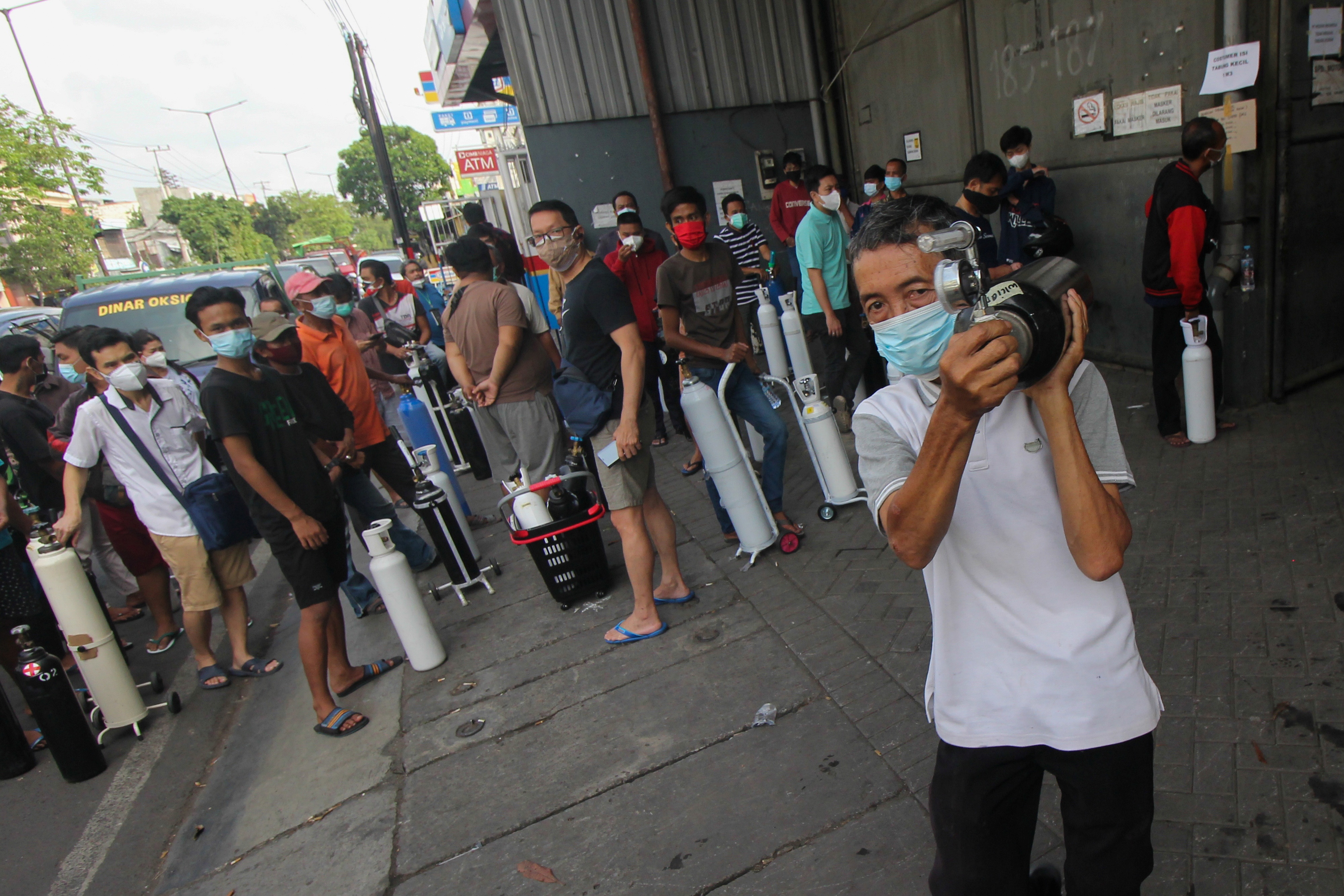 Covid-19 o Indonesia anh 8