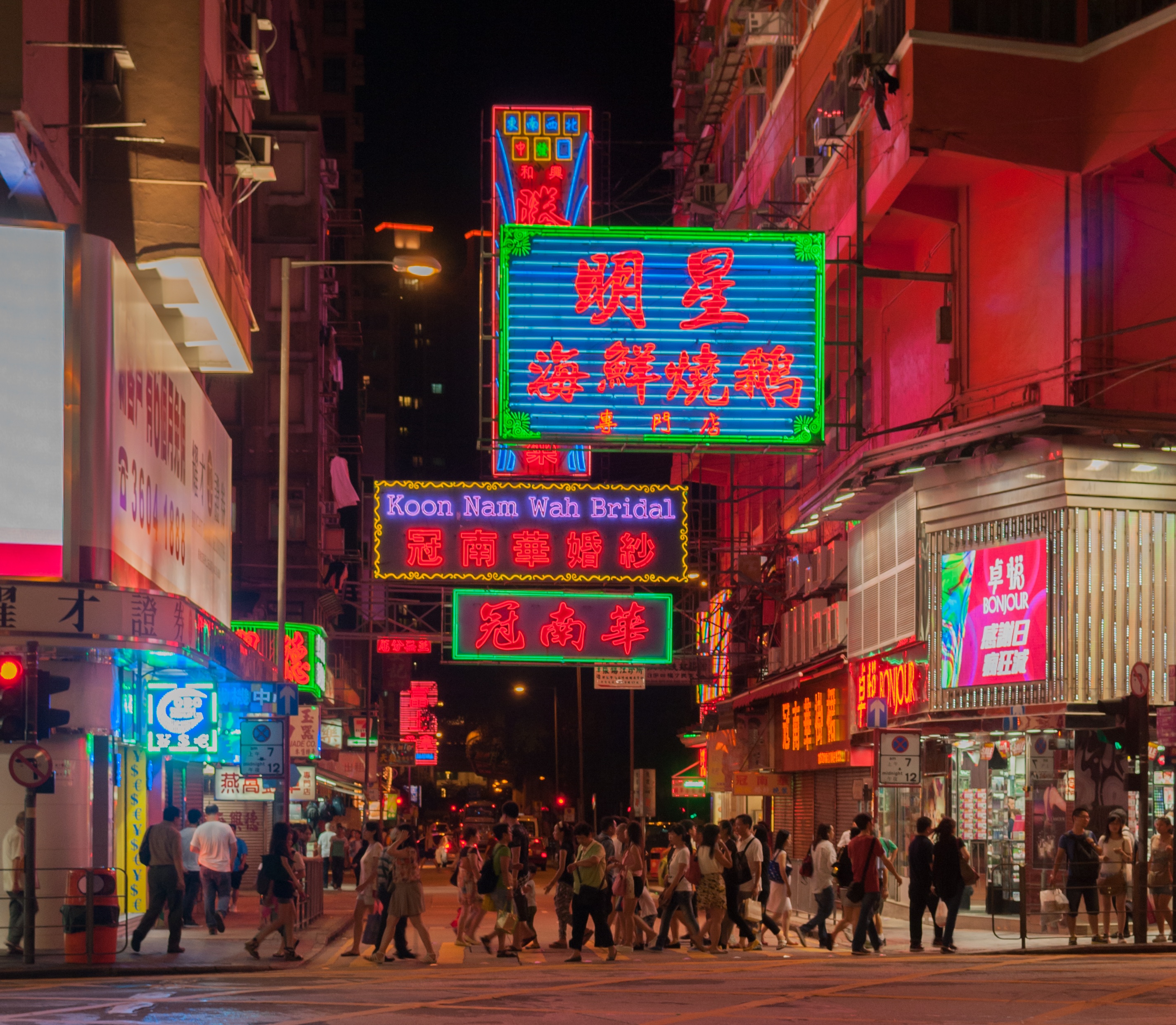 Covid-19 o chau A anh 1