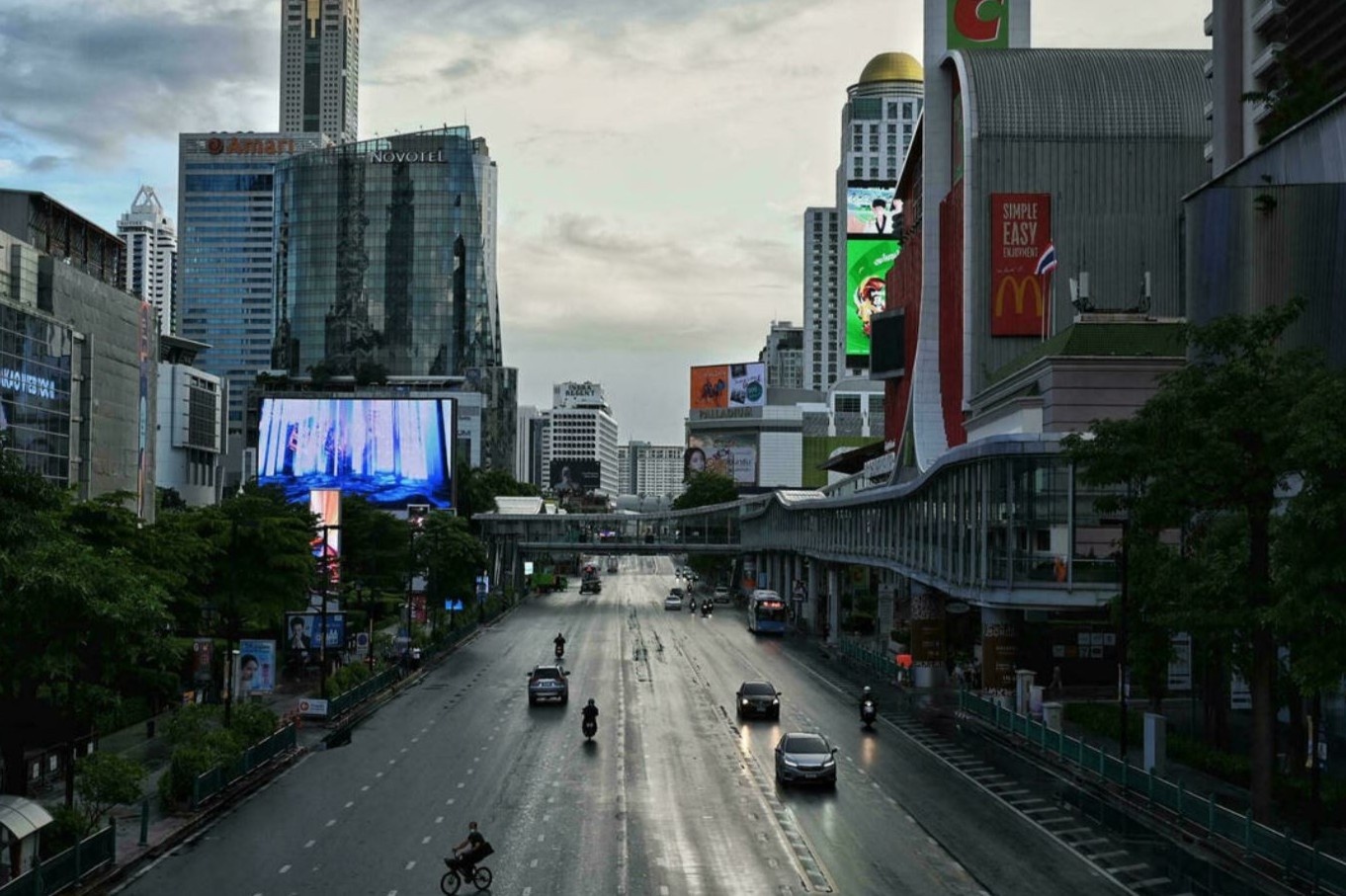 Thai Lan lap loat chot kiem soat de kiem tra nguoi dan di lai hinh anh