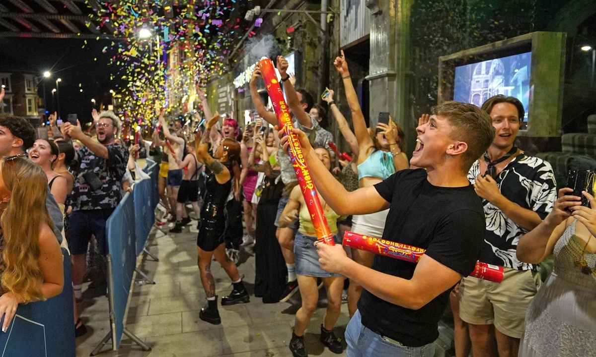 song chung Covid-19 anh 4