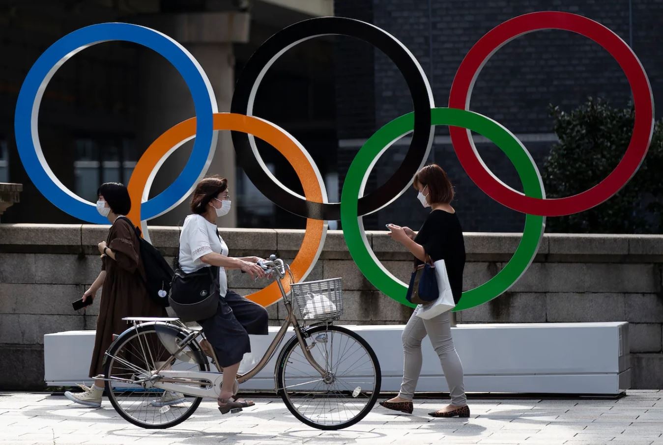 The van hoi Tokyo anh 3