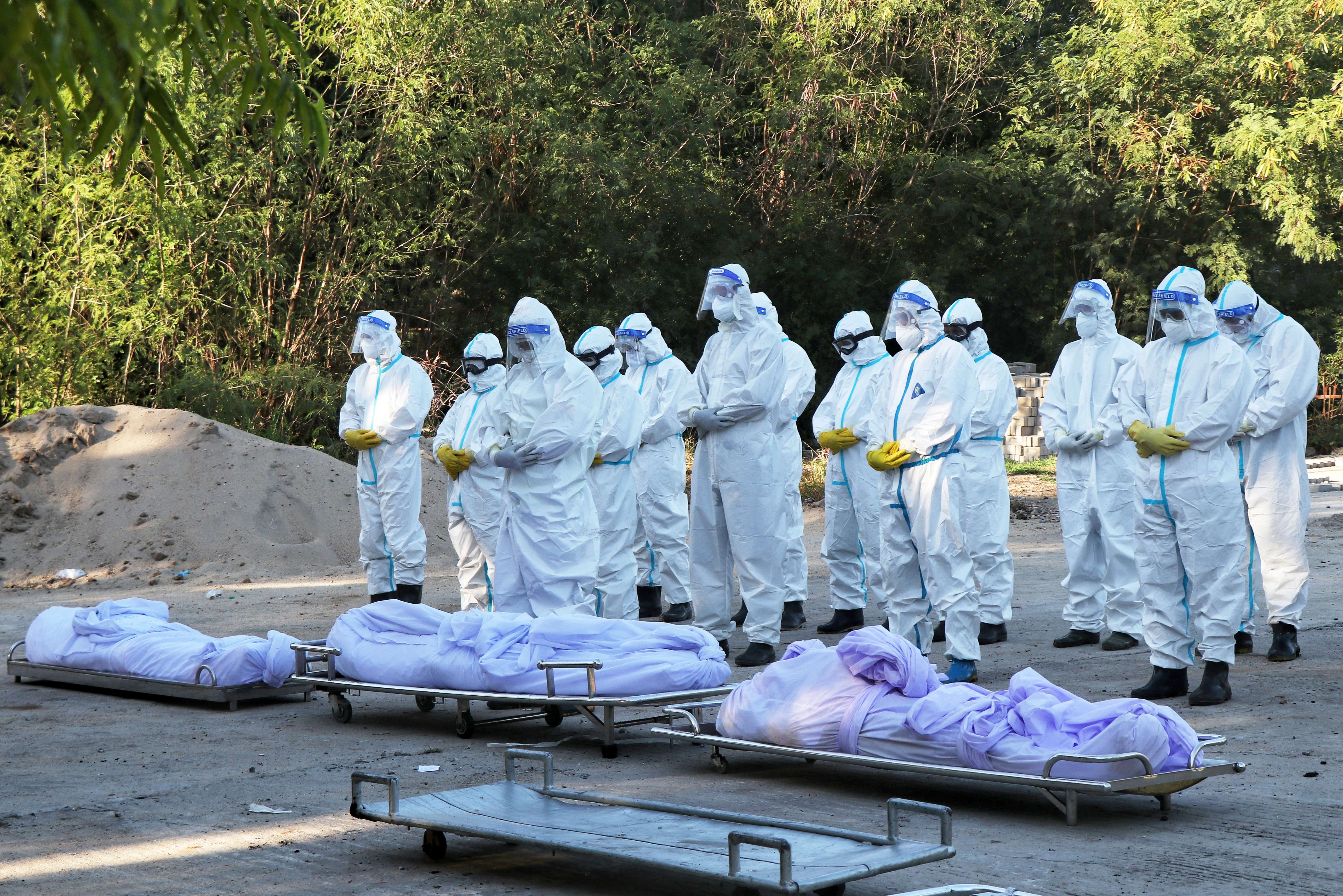 Covid-19 Dong Nam A anh 4