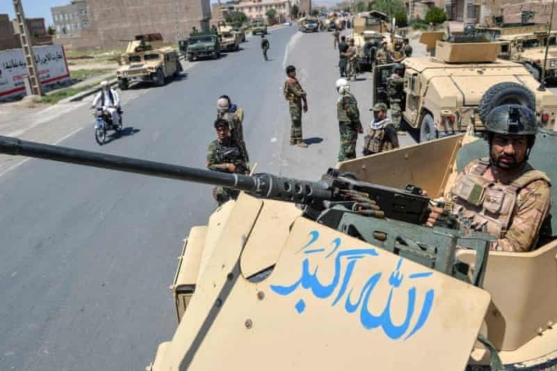 Taliban tong tien cong khap Afghanistan hinh anh