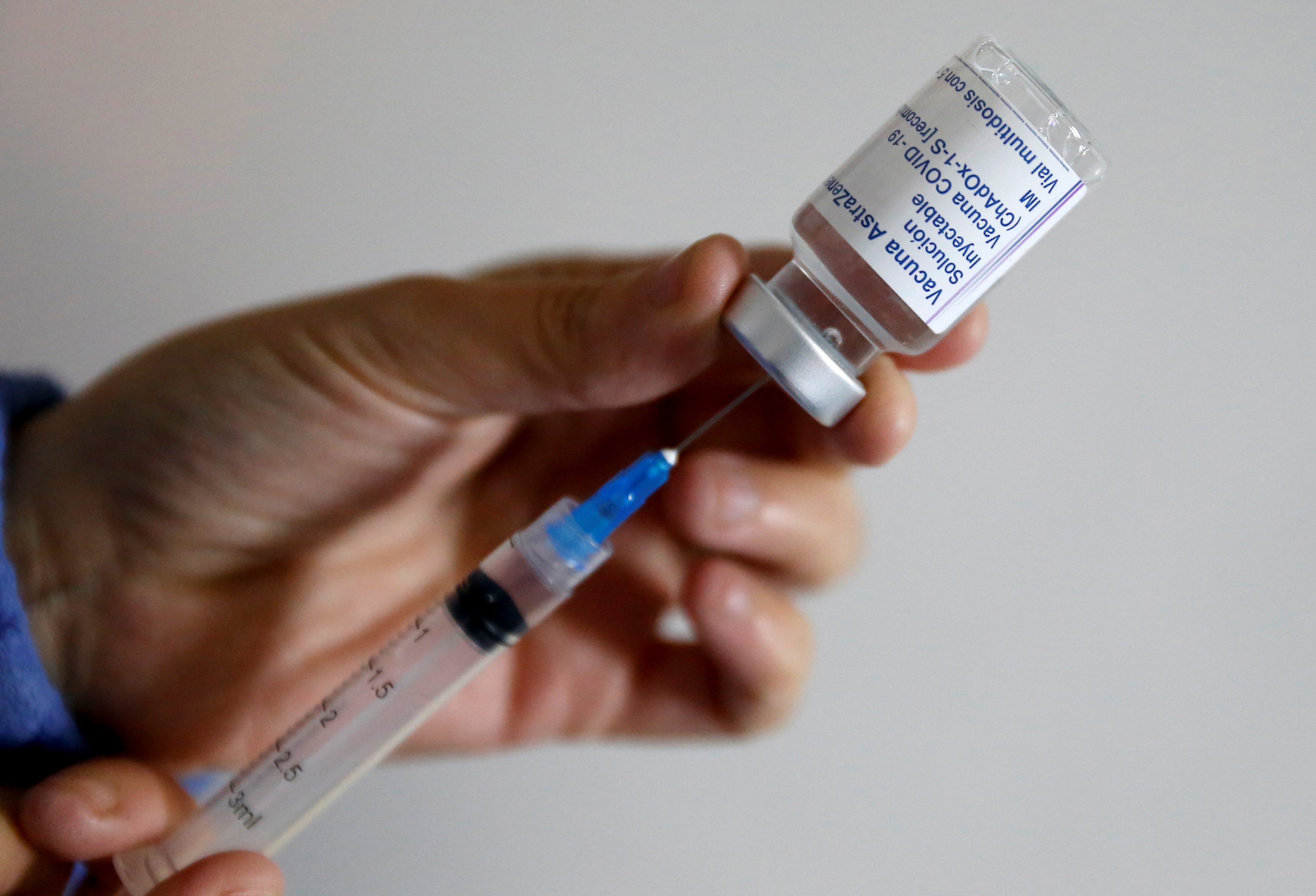 Hungary tang Viet Nam 100.000 lieu vaccine AstraZeneca hinh anh