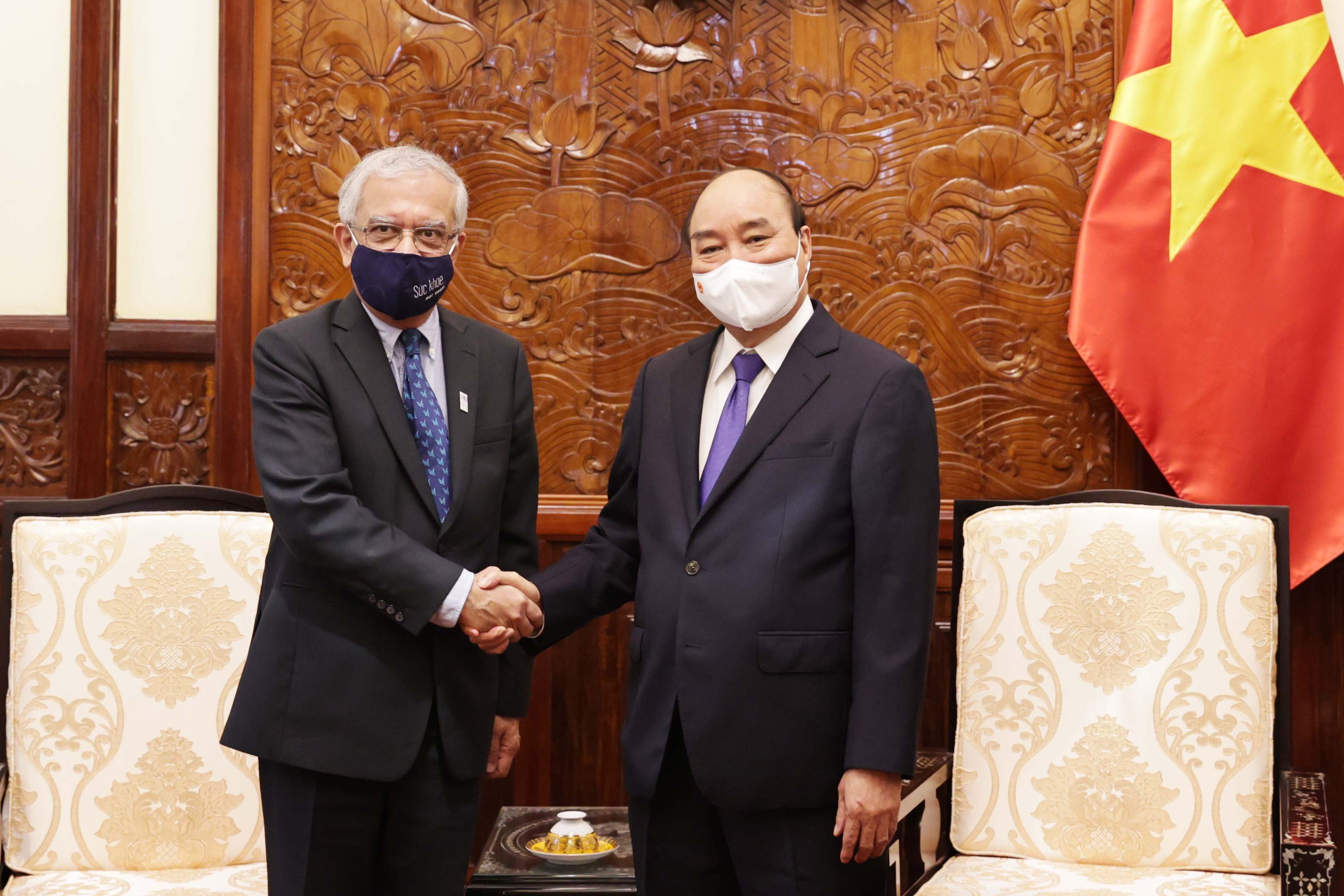 Chu tich nuoc Nguyen Xuan Phuc tiep dieu phoi vien Lien Hop Quoc hinh anh