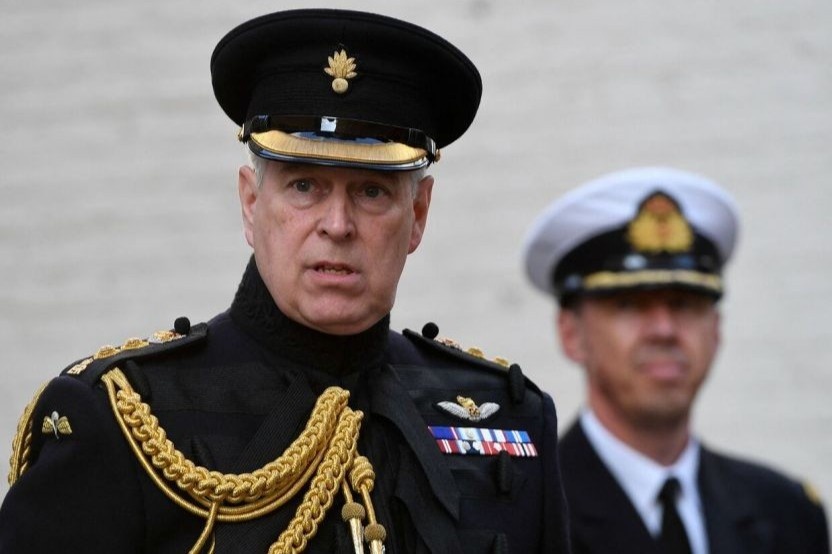 Canh sat Anh xem xet cao buoc xam hai tinh duc cua Hoang tu Andrew hinh anh