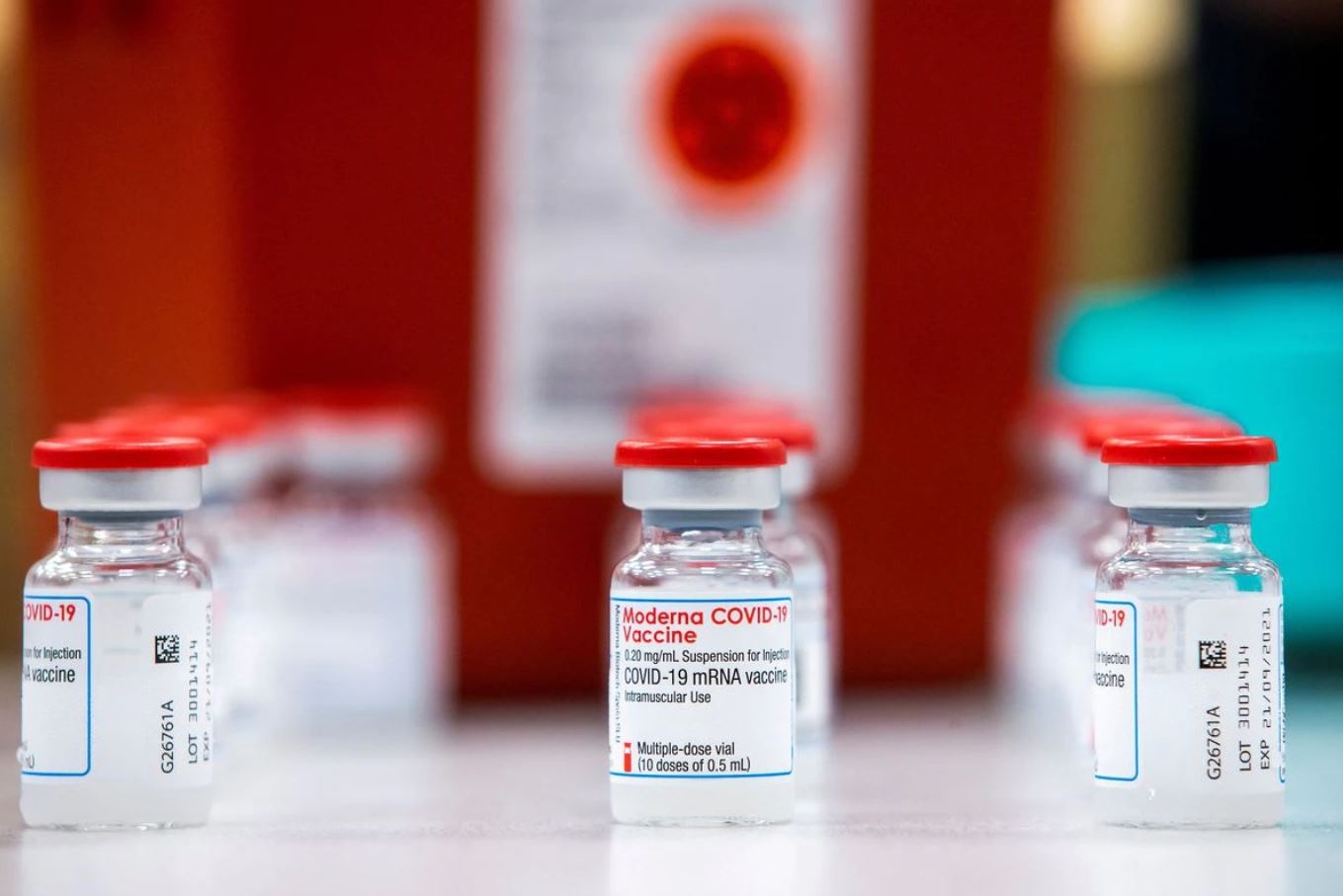 vaccine Moderna nhiem khuan anh 1