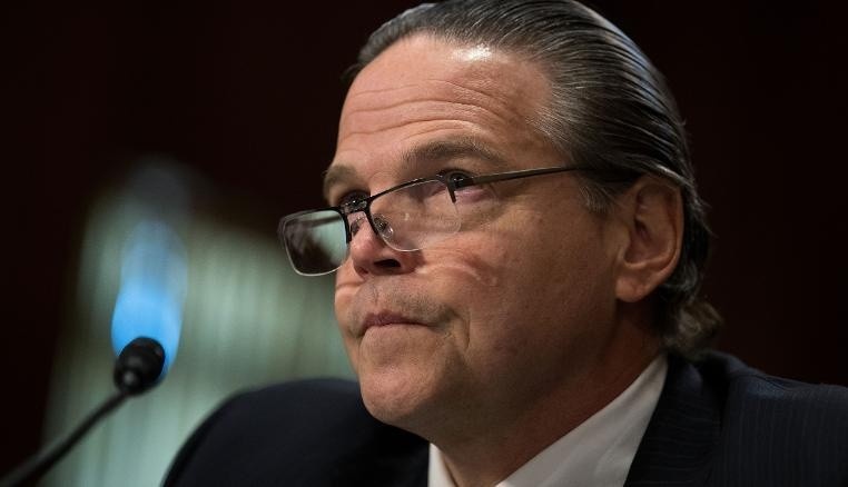 My truc xuat nguoi ti nan anh 1