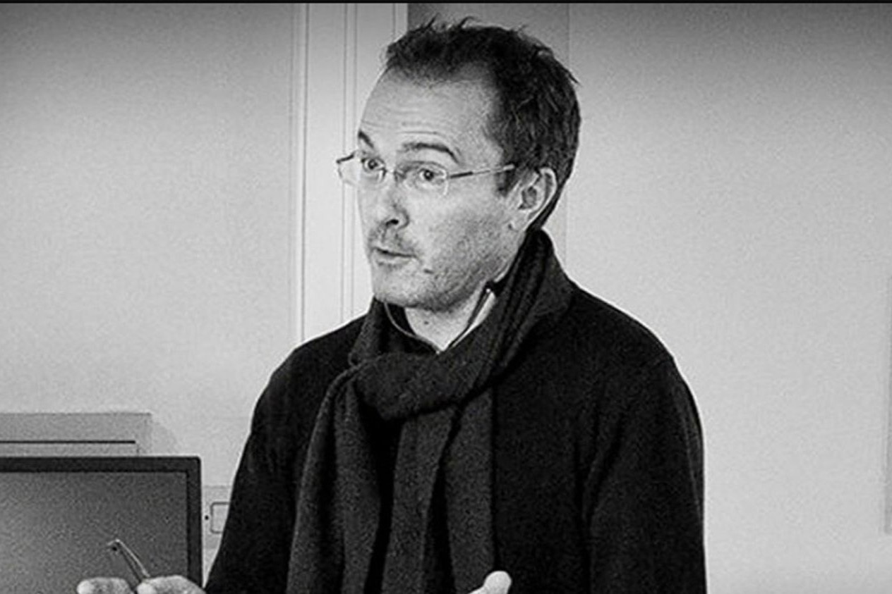 Sau mot nam, vu chat dau giao vien van am anh nuoc Phap hinh anh