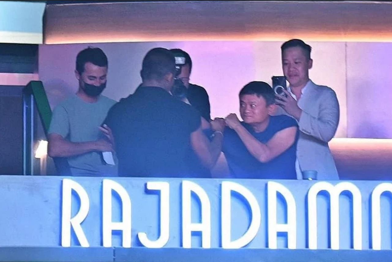 Jack Ma xuat hien o Bangkok hinh anh