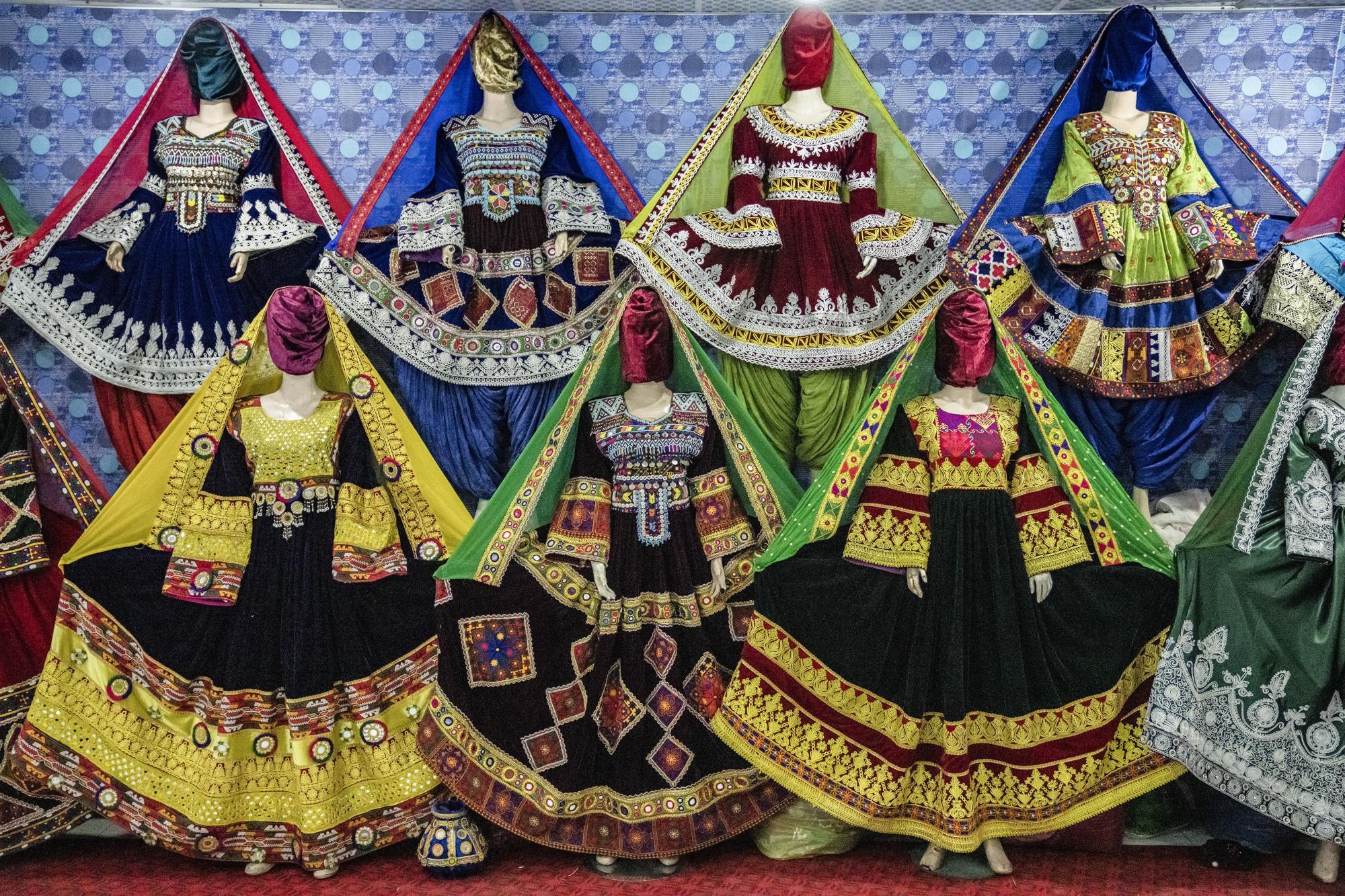 Taliban ban lenh cam anh 5