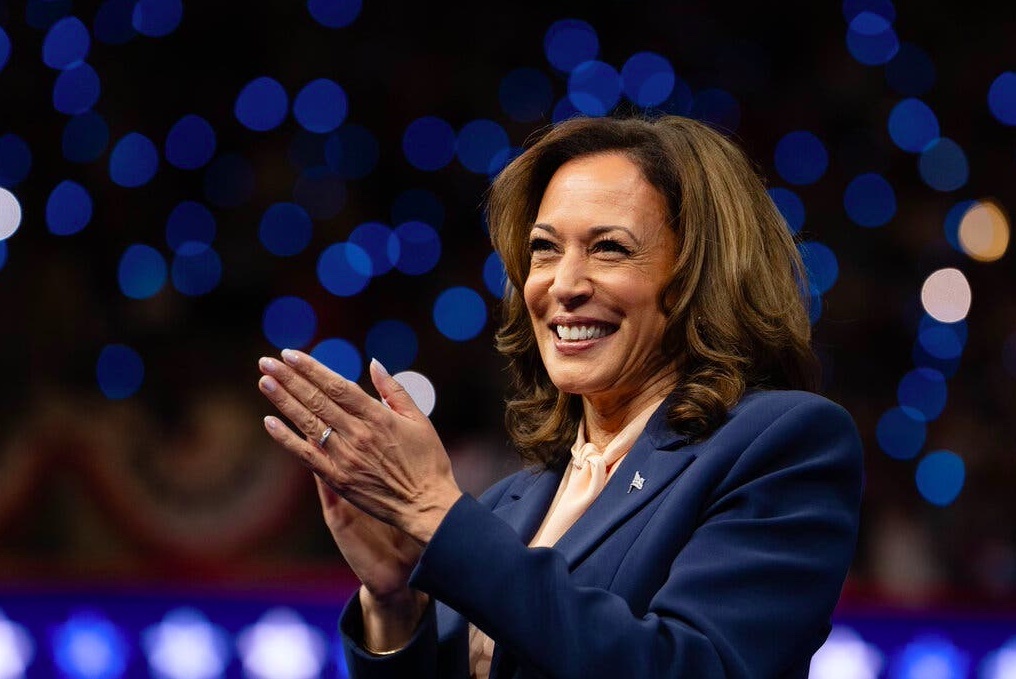 Chien dich tranh cu cua ba Harris dat cot moc lich su hinh anh