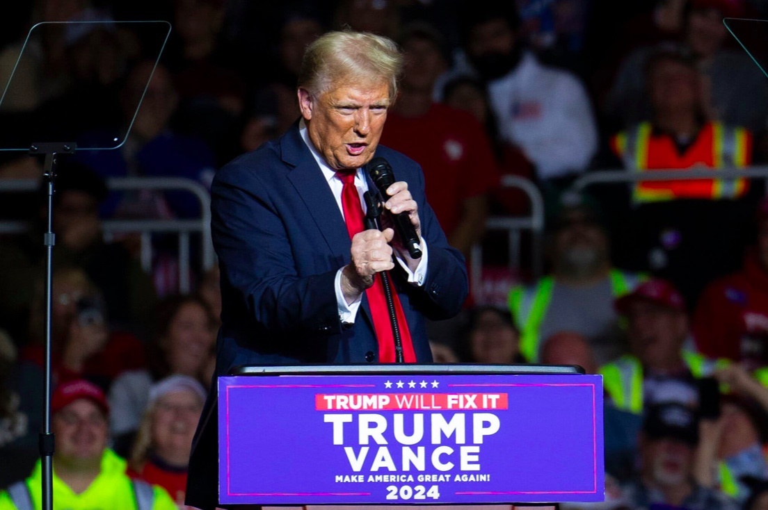 Ong Trump len tieng ve 'cu soc Iowa' hinh anh