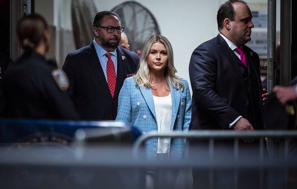 Trump ky lenh hanh phap anh 1