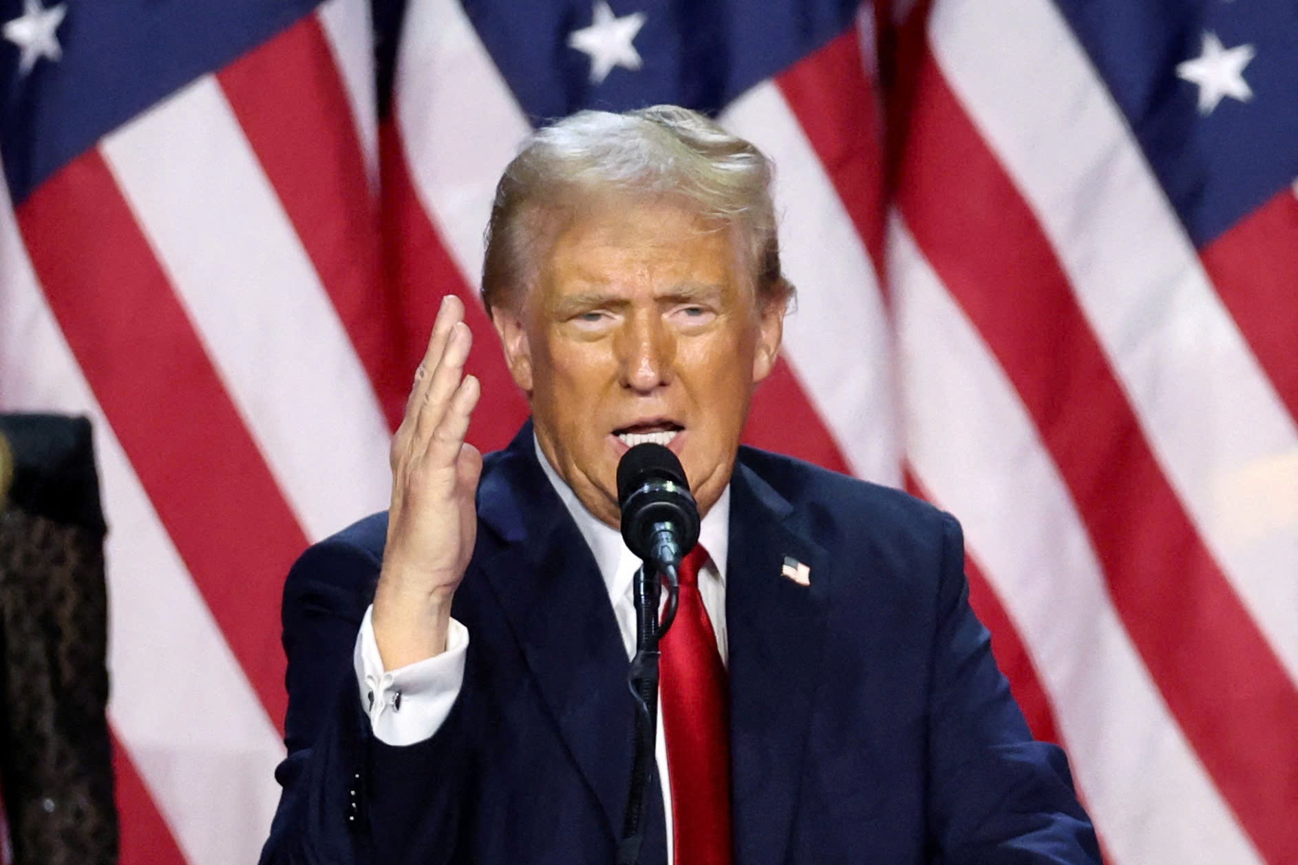 Nguoi nhap cu o My 'nhao nhao' truoc ngay nham chuc cua ong Trump hinh anh