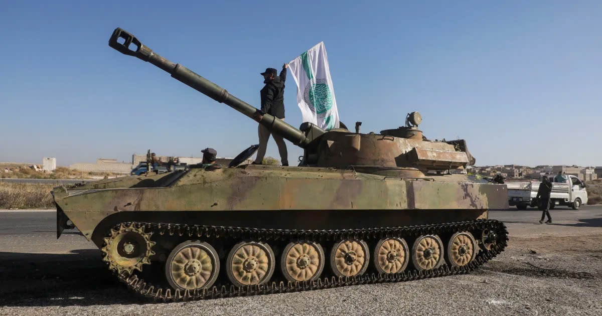 Quan noi day Syria tien sat trung tam Hama hinh anh