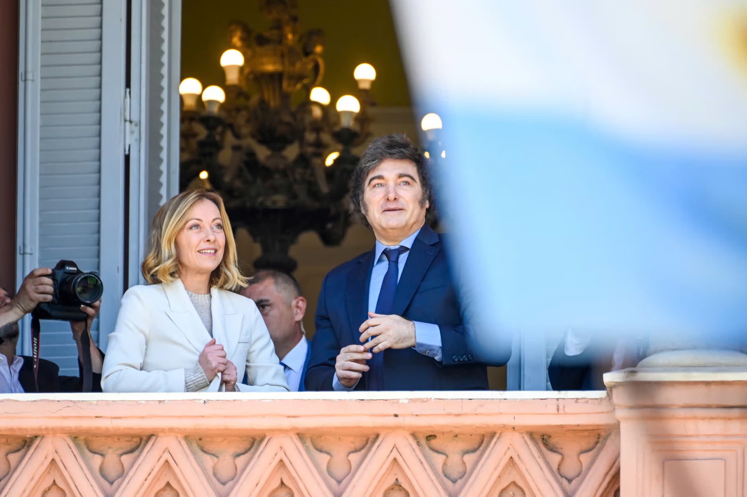 Tong thong Argentina nhan quoc tich Italy gay phan no hinh anh